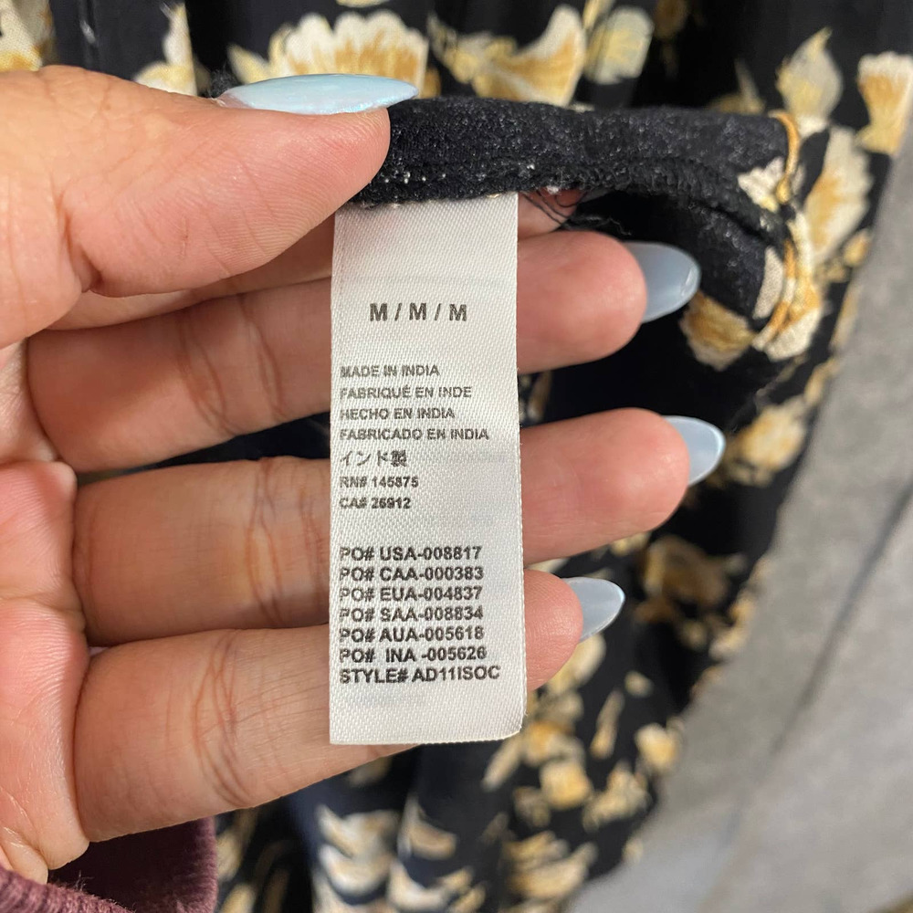 Amuse Society Maxi Dress Medium Black Floral Print Long Sleeve Wrap A-Line - Picture 11 of 13